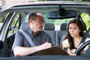 Fiche métier : moniteur d’auto-école