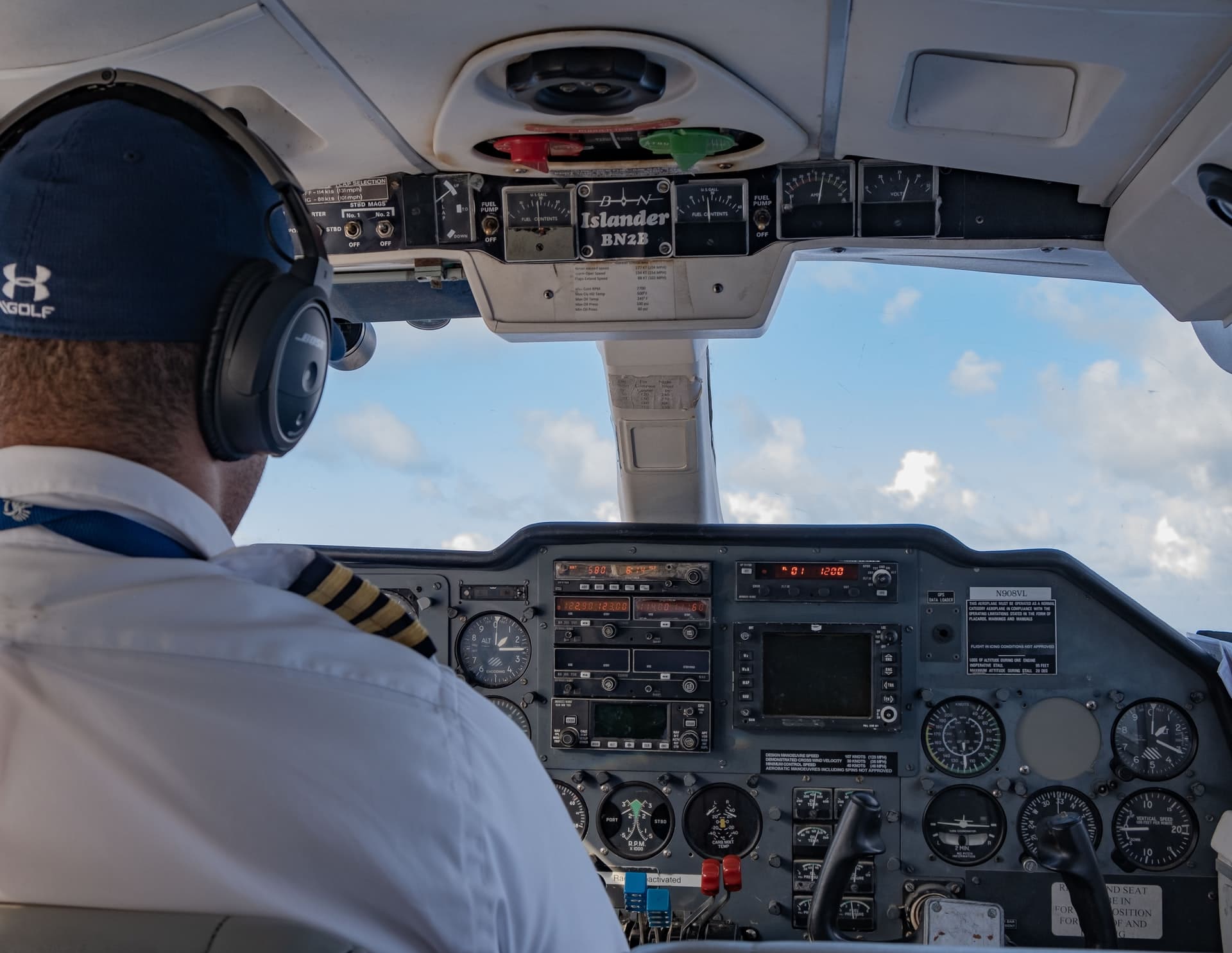 Pilotes : comment choisir son équipement d’avion ?