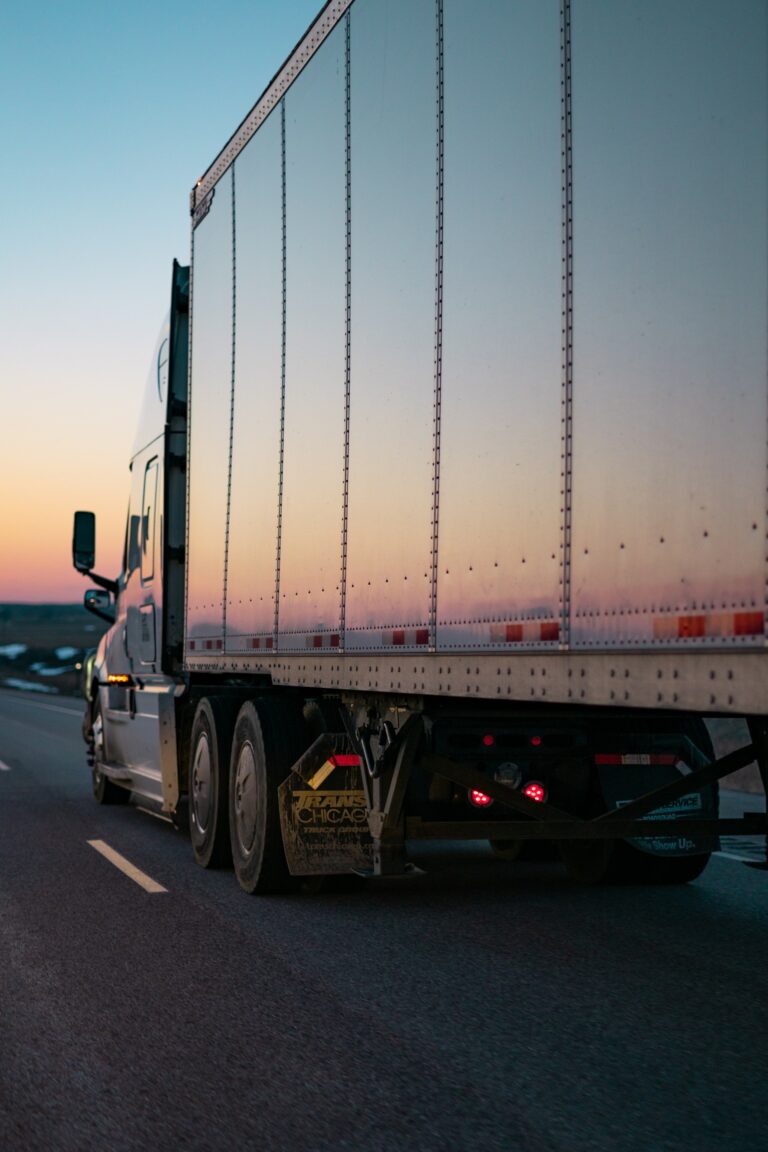 Y’a-t-il de l’emploi dans le secteur du transport logistique ?